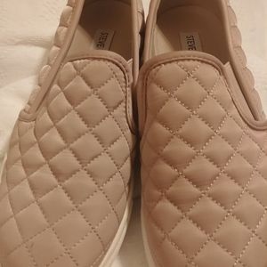 STEVE MADDEN ECNTRCQT 7M